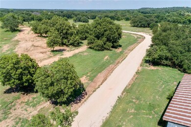 1058 N 44 Ln, Weatherford, TX 76085 - photo 5