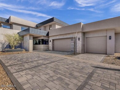 001_STREET VIEW