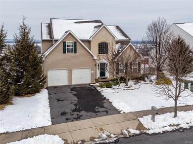7047 Lincoln Dr, Macungie, PA 18062 - photo 5