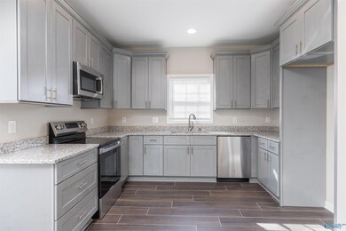 6304 Maywick Dr NW, Huntsville, AL 35810 - photo 7