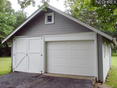 4076 Rock Spring Rd, Ravenna, OH 44266 - photo 3