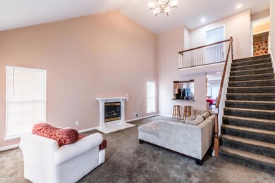 550 Wilke Farm Ave Lville-6