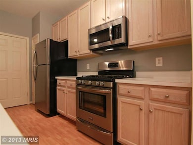 46608 Drysdale Terrace unit 102, Sterling, VA 20165 - photo 6