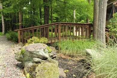 167 Greenview Ct, Hamlin, PA 18427 - photo 3