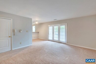 1358 Villa Way unit A, Charlottesville, VA 22903 - photo 5