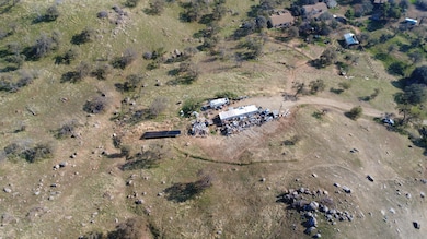 40885 Cornflower Ln, Yokuts Valley, CA 93675 - photo 5