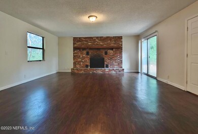 2228 Betsy Dr, Jacksonville, FL 32210 - photo 4