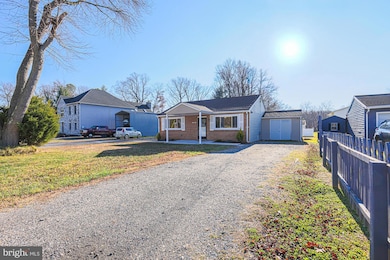 6903 University Dr, Middle River, MD 21220 - photo 3