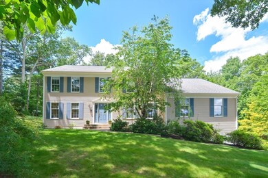 36 Dover Cir, Franklin, MA 02038 - photo 2