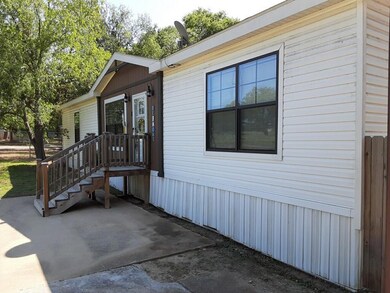 4501 Rhea Rd, Granbury, TX 76049 - photo 2