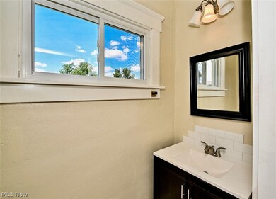 821 Concord Ave SW, Canton, OH 44710 - photo 6