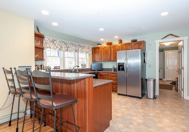 17 Victoria Rd, Camden, ME 04843 - photo 5