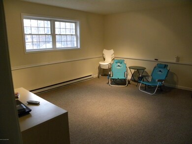 139 Clover Ln, Stroud Township, PA 18301 - photo 7