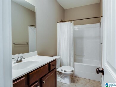 1305 Grants Way, Birmingham, AL 35210 - photo 5