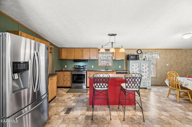 864 Claysville Rd, Crossville, TN 38571 - photo 5