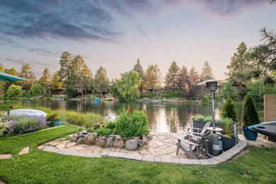 8-web-or-mls-611 Nw River Front-8