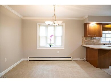 Dining room.