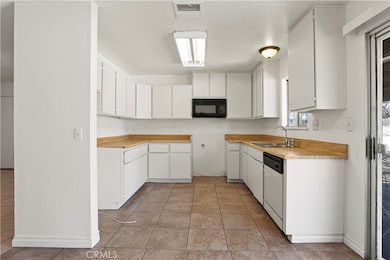 10542 East Ave S, Littlerock, CA 93543 - photo 7