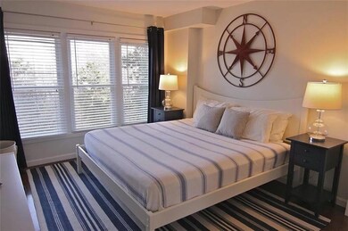 70 Houston Ave, Newport, RI 02840 - photo 6