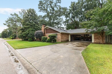 301 Lynnwood Cir, Hattiesburg, MS 39402 - photo 3