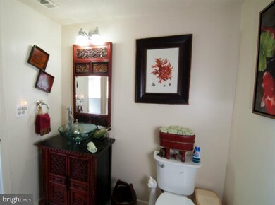 3200 Gleneagles Dr, Silver Spring, MD 20906 - photo 6