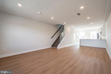 4090 Conshohocken Ave unit A8, Philadelphia, PA 19131 - photo 6