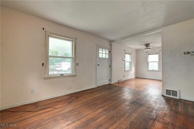 1524 Lakeview Ave, Lorain, OH 44053 - photo 7