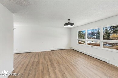 05-IMG_5632_Living Room_SSW