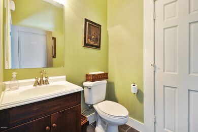 220 Bookter St, Bay Saint Louis, MS 39520 - photo 7