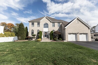 21_SummerHill_Front-2