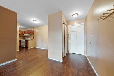 Tarryton eating space and entry 4