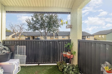 924 Lake Destiny Rd unit E, Altamonte Springs, FL 32714 - photo 3