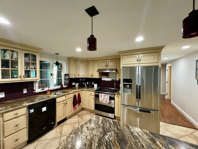 334 Chapin Rd, Hampden, MA 01036 - photo 5