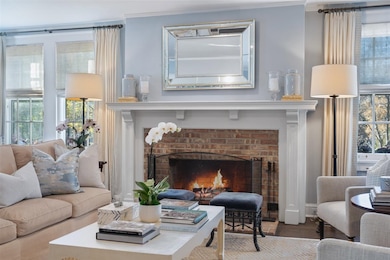 unlisted-address, Winnetka, IL 60093 - photo 7