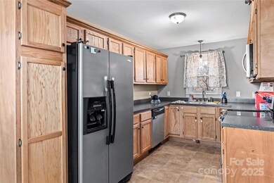 133 South St unit 99, Elkin, NC 28621 - photo 7