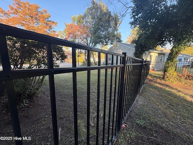 301 River Rd, Washington, NC 27889 - photo 3