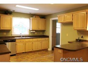 sunny kitchen