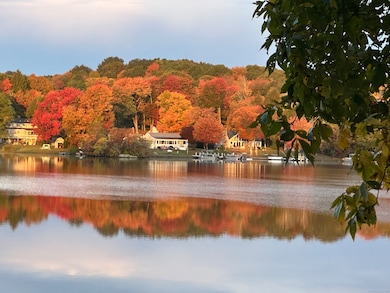 Fall View, perfect year round living