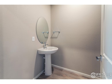 EXAMPLE PHOTO: POWDER BATH