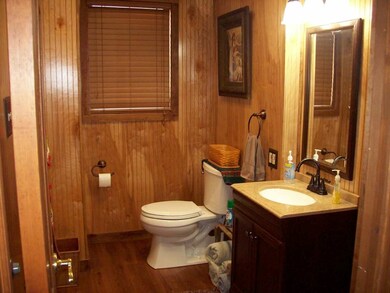 540 N Main St, Linton, IN 47441 - photo 6