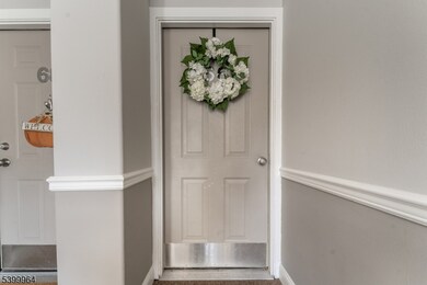 66 Limerick Ln unit 66, Phillipsburg, NJ 08865 - photo 2