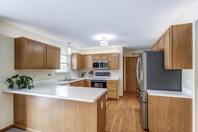 2127 Twin Flower Cir, Grove City, OH 43123 - photo 5