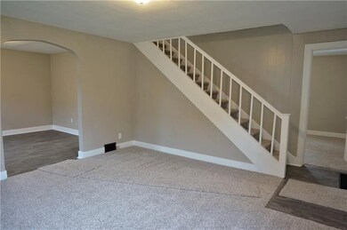 Spacious living room!