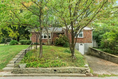 19 Ashmore Dr, Frankfort, KY 40601 - photo 2