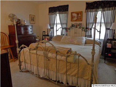 15 N Chestnut Ave, Whiting, NJ 08759 - photo 3