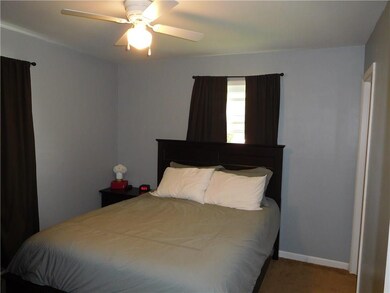 2704 E 26th St, Muncie, IN 47302 - photo 7