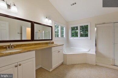 16037 Hayes Ln, Woodbridge, VA 22191 - photo 7
