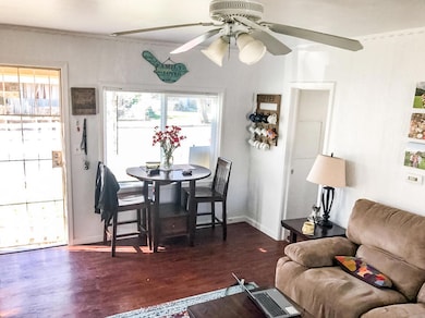 2556 /2538 Lanning Ave, Redding, CA 96001 - photo 4