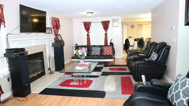 20 Lilac Ln, Worcester, MA 01607 - photo 4