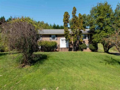 2419 Wakefield Rd, Charlottesville, VA 22901 - photo 2